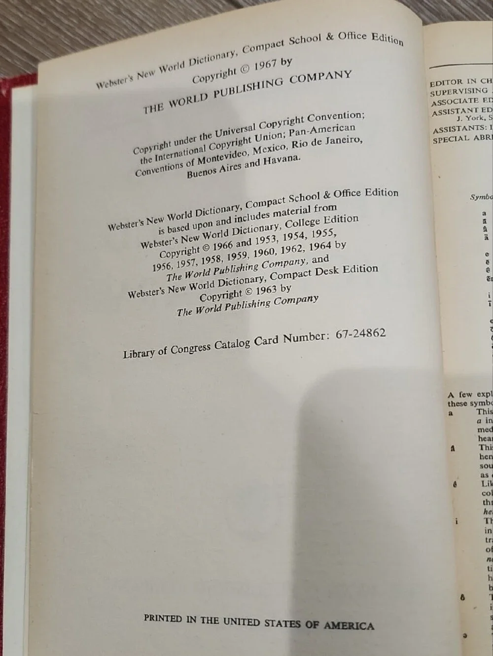 WEBSTER'S New World Dictonary - 1967 School and Office Edition Vintage Retro 60s